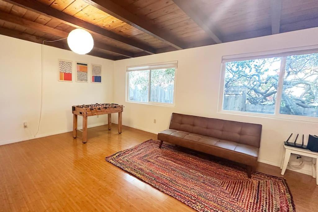 Large House And Yard Close To La Jolla, Ucsd, Utc Mall! * San Diego