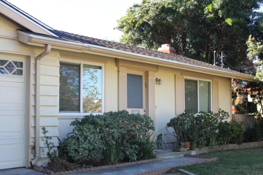 Large House And Yard Close To La Jolla, Ucsd, Utc Mall! * San Diego