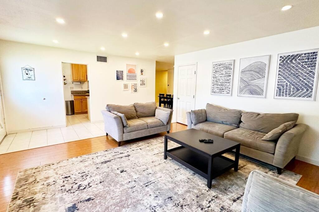 Holiday home Large House And Yard Close To La Jolla, Ucsd, Utc Mall! *